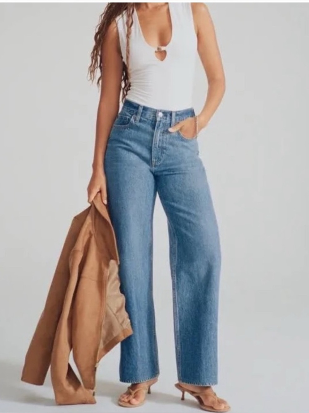 Abercrombie & Fitch The 90's Relaxed Jean High Rise Size 28S